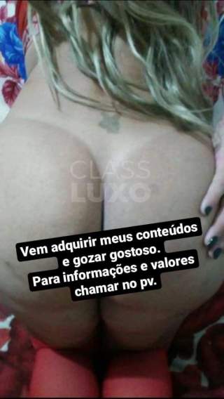 Chamada de vídeo loira bunduda peituda