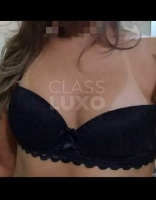 Loira falsa magra mulherão grande bundão,rabão presencial e